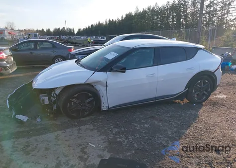 2025 Kia Ev6 Light Long Range z USA, uszkodzony, nr VIN 5XYC3DJC4SG007812